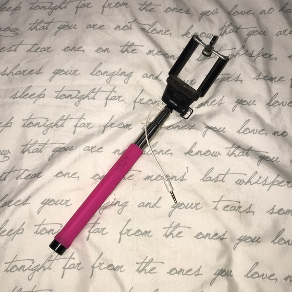 Pink Selfie Stick - Picture 1 of 2